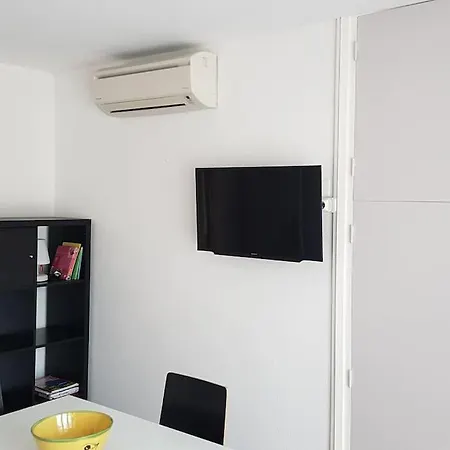 4 Personnes Dans Domaine Prive, Calme, Appartement